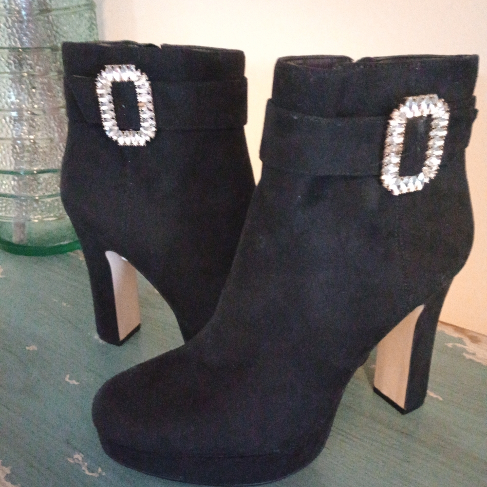 Jessica Simpson Boots - Picture 2 of 4
